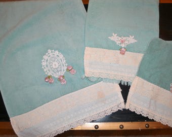 Vintage Towels Shabby Cottage Core French Country Hand Finger Washcloth
