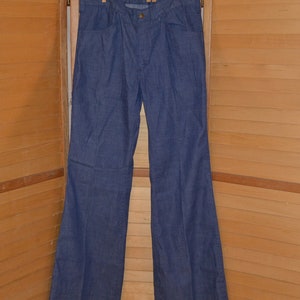 Vintage 1970&#39;s Flare Denim Jeans These scream Hippie Groovy Retro Mod