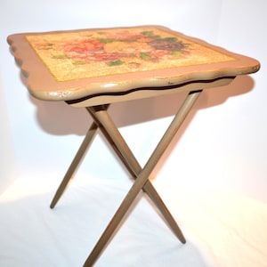Vintage T.V. Tray Botanical with Wood Chippy Cottage Chic Mid Century