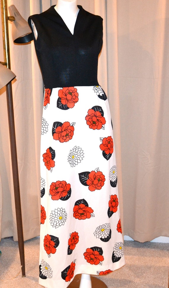 Vintage Black and Flower Power Dress Maxi Hostess 