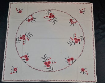 Vintage Tablecloth Crewel on Feedsack