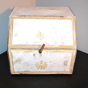 Vintage Bread Box Storage Front Door Farmhouse Mcm Country with Cottage Core Market