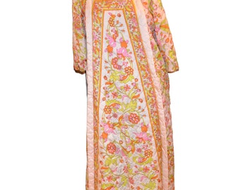 Vintage 1960's Exquisite Robe Caprice La Perla