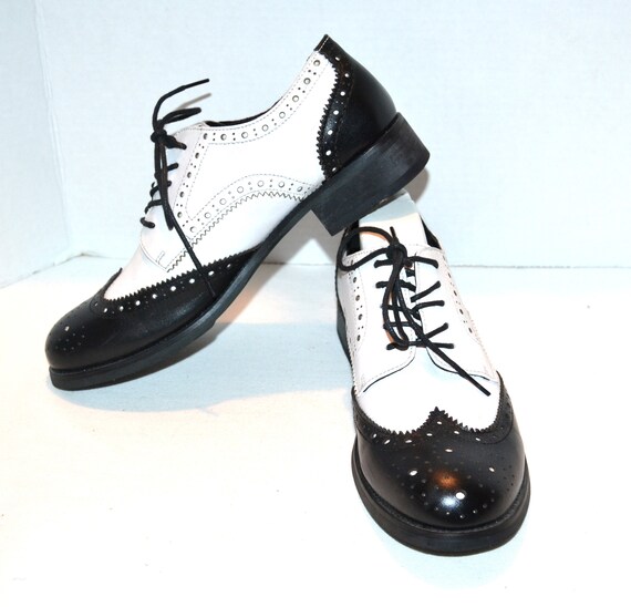 Vintage Shoes Spectator Saddles Black & White Ita… - image 1