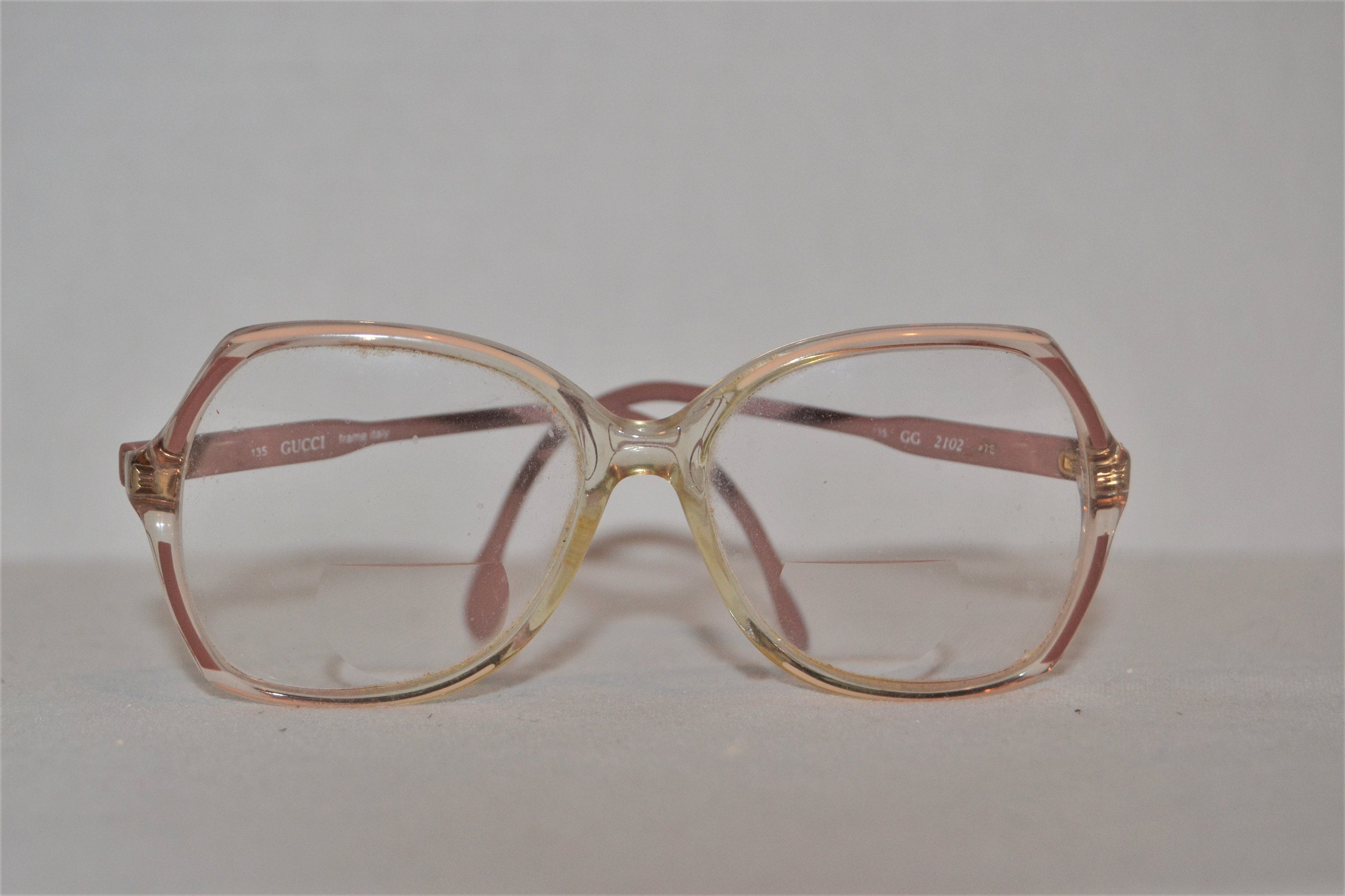 Vintage gucci hotsell eyeglass frames
