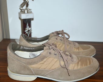 Vintage Lady Bowling Shoe Buff Oxford