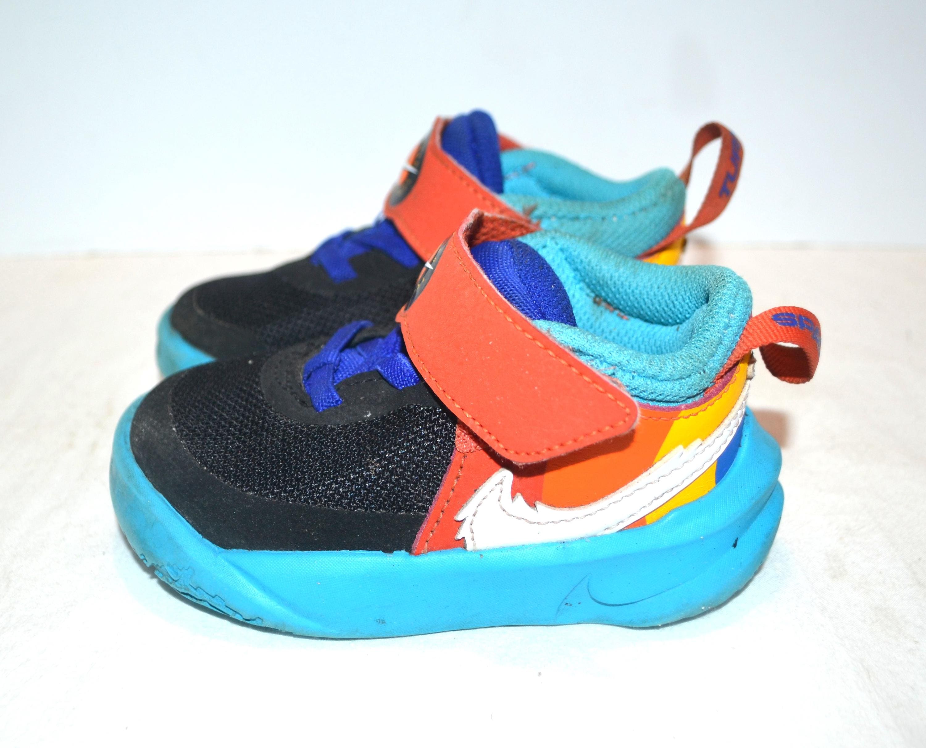 space jam orange shoes