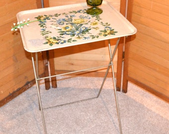 Vintage T.V. Tray Floral Metal Chippy Cottage Chic Mid Century