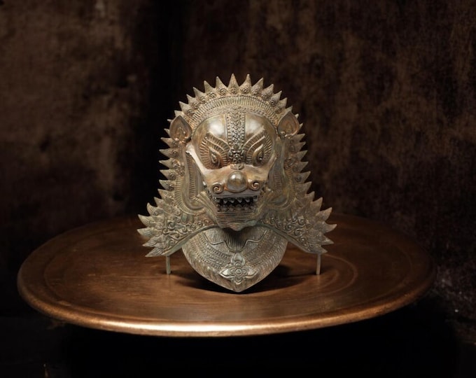 Handmade Bronze Thai Guardian Lion Mask Wall Decor - Traditional Intricate Design, Home Decoration, Artisan Craft from Thailand