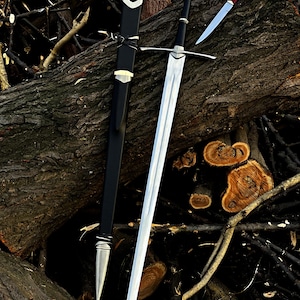 Épée inspirée de Narsil : réplique personnalisée de lame damas viking