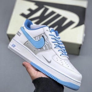Nike Air Force 1, Af1 personalizzate, Nike Air Force blu, scarpe Nike, Air Force personalizzate, Nike Air Force bianche