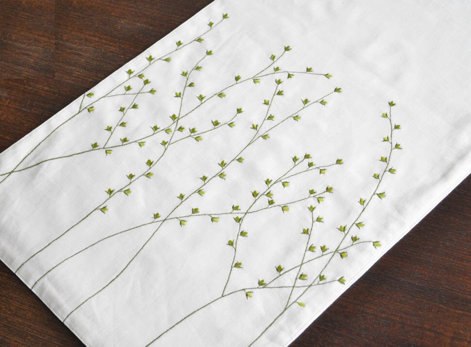 Botanical Embroidery Custom Table Runner Console Table Etsy Canada