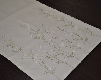 Custom Table Runner, Garden Flower Plant Embroidery, Console Table Runner, Linen Long Table Runner, Gifts for Mom