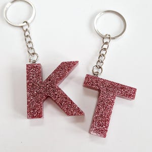 Glitter resin initial keyring/bag charm. Sparkly personalised letter keyring. Gifts, party bag fillers, favours. Resin letters handmade Rose gold