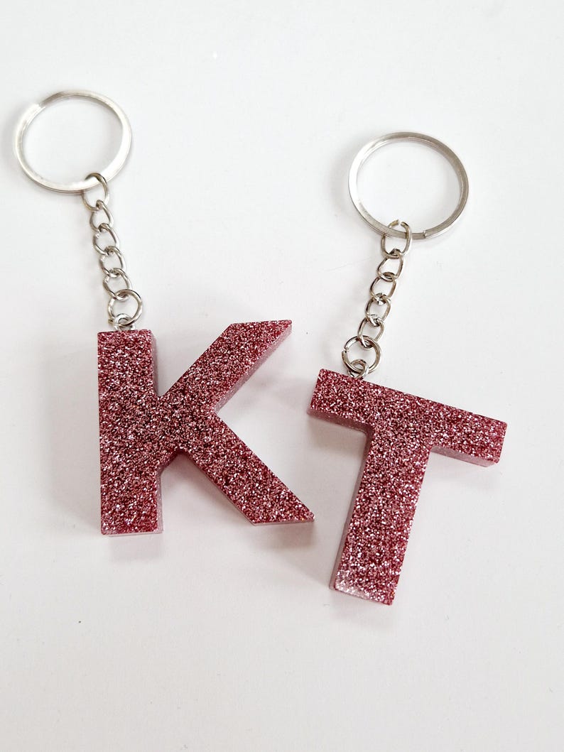 Glitter resin initial keyring/bag charm. Sparkly personalised letter keyring. Gifts, party bag fillers, favours. Resin letters handmade Rose gold