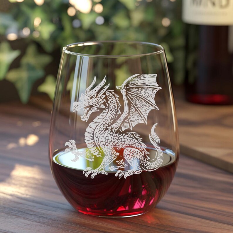 Dragon Glass | Personalized Etched Fantasy Whiskey, Wine & Beer ...