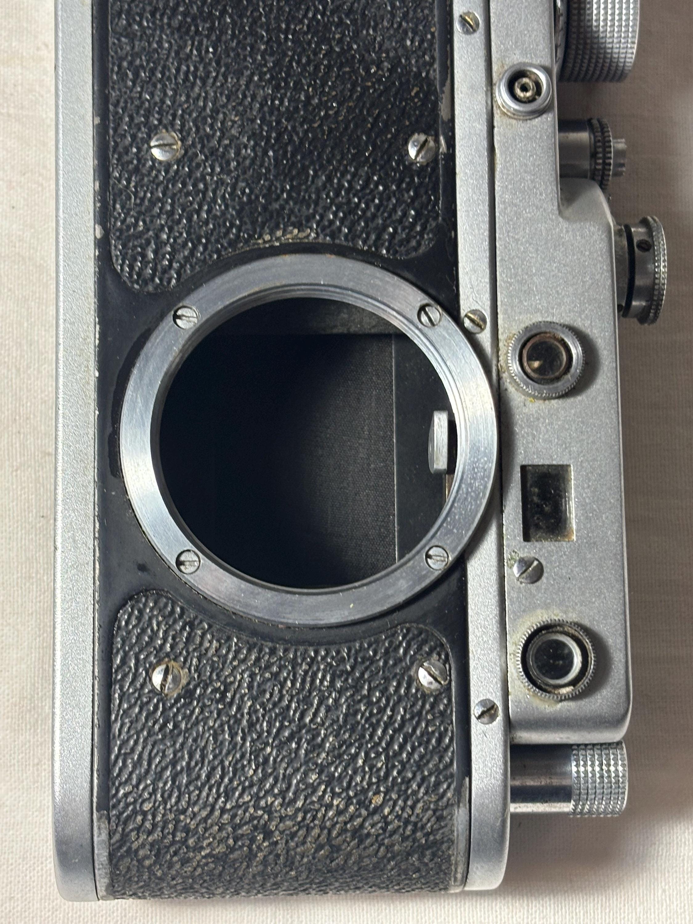 Zorki S Camera. Leica Analog. Industar 22 Lens. F 5cm, 1:35. in