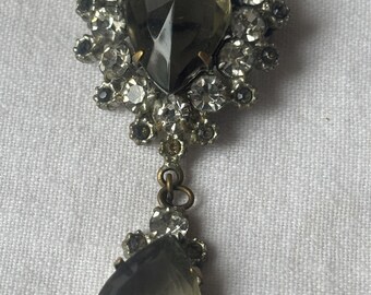 Vintage brooch jewelry