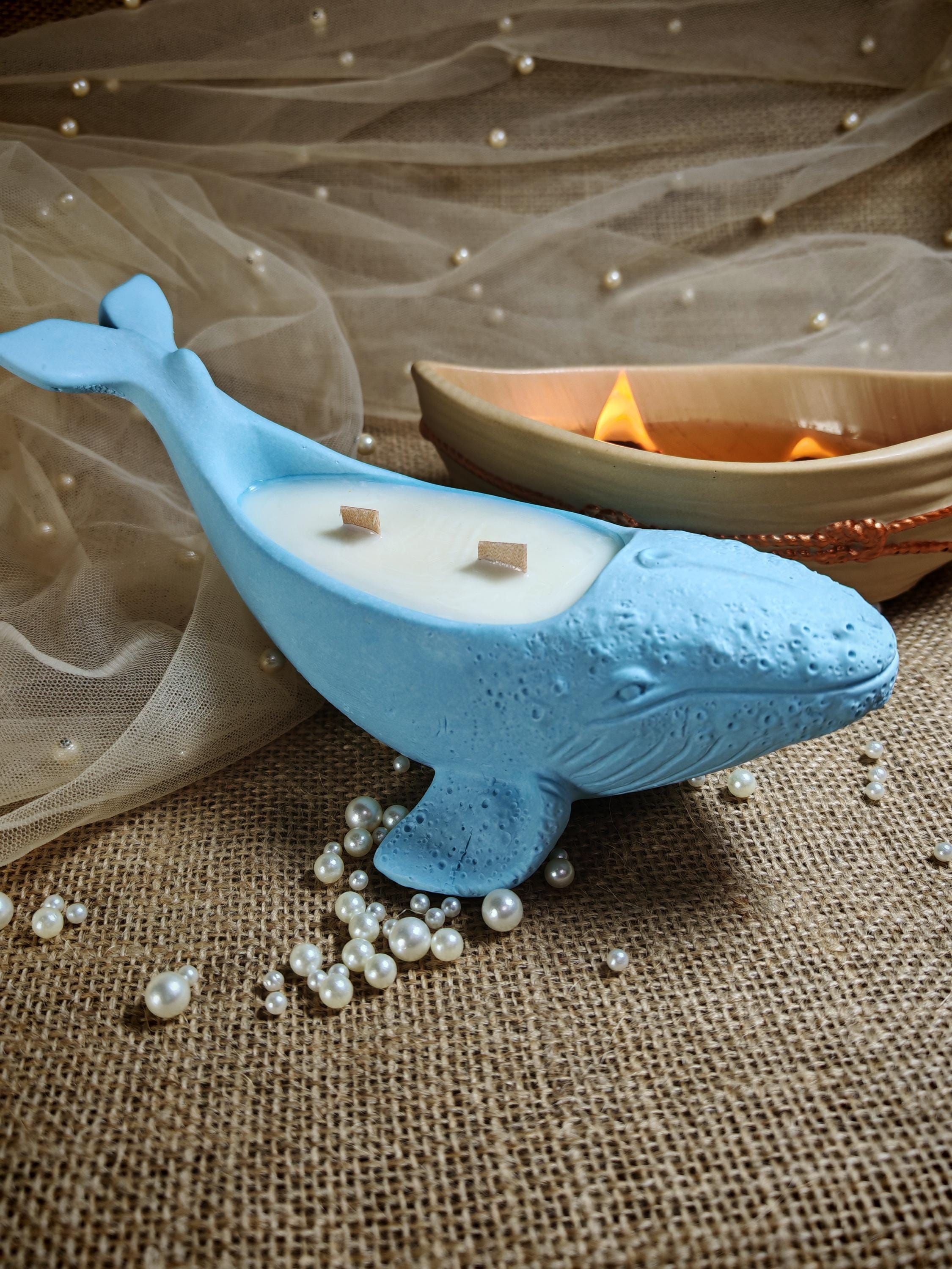 Pilot whale - Etsy 日本