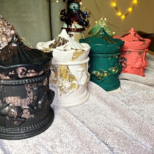 Carousel Candle, Gold Plated Candle, Handmade Candle, Soy Wax Candle, Carousel Lover, Gift Candle, Unique Gift, Wedding gift, Premium Gift