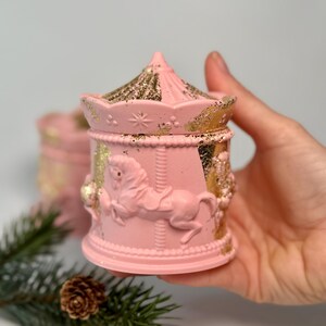 Handgemaakte sojawascarrouselkaars, vergulde pot