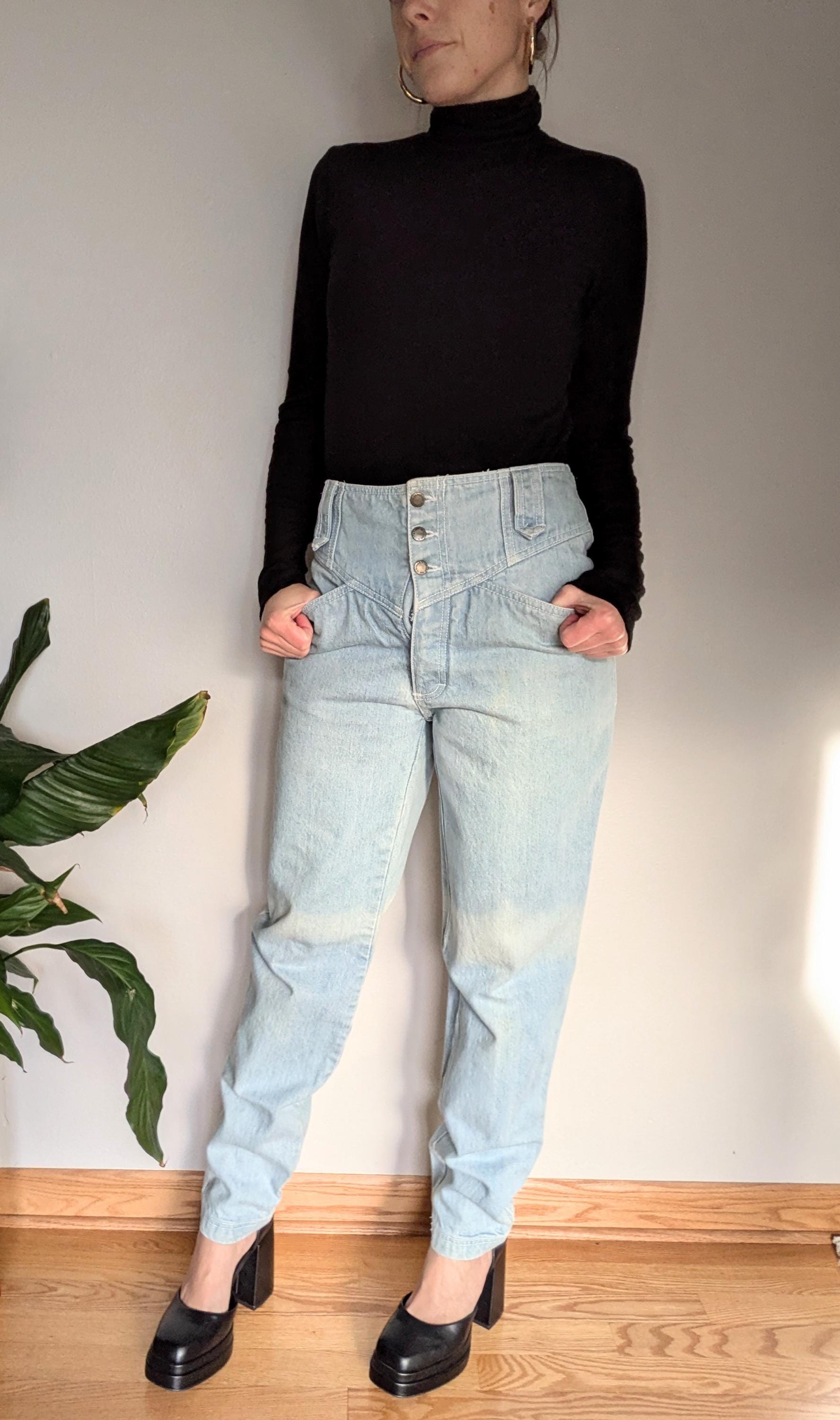 Ugly Mom Jeans High Waisted Jeans Ugly High Waisted Jeans Look