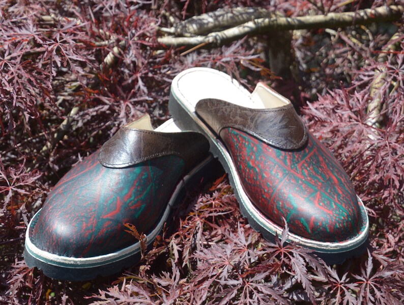 leather sling back clogs