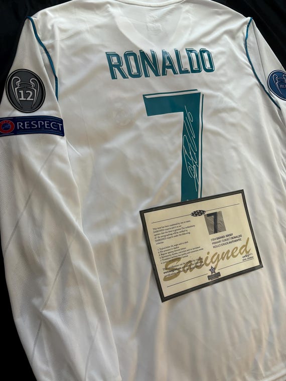 Cristiano Ronaldo SIGNED Real Madrid 2017 UCL Shirt/jersey +COA