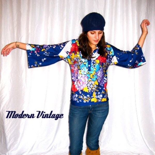 Vintage 70s Blue Floral Top sz. XS, S