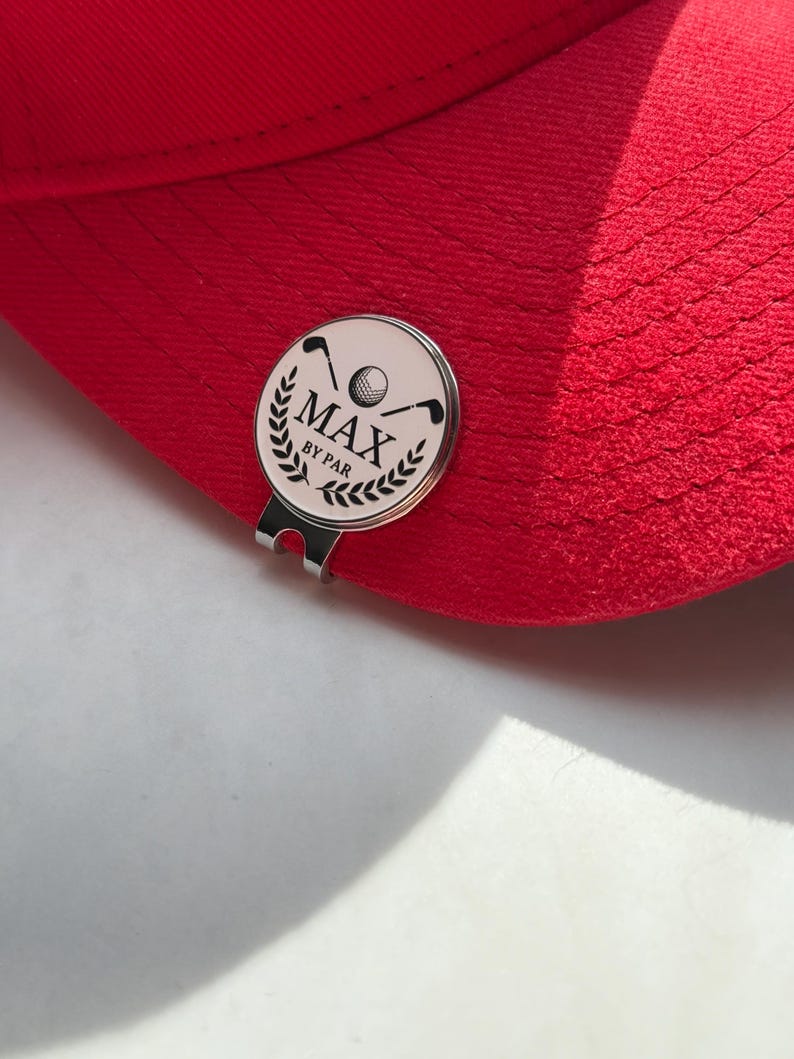 Marcador de pelotas de golf personalizado con clip magnético para gorra, regalo de golf grabado a medida para padrinos de boda, papá, para él, regalo de cumpleaños para golfistas con monograma imagen 6