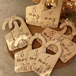 Baby wardrobe divider
