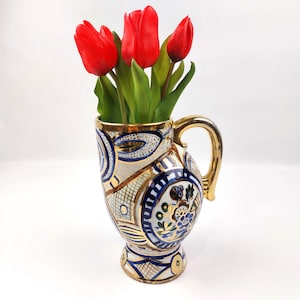 Jarra de cerámica antigua pintada a mano - Jarra adornada en azul y dorado - Cerámica decorativa coleccionable