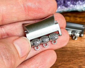 DIY (2 Pcs) Connector Adapter in Vintage Floral Style for Galaxy Watch - Nickel-Free Stainless Steel Alloy Watch Band Connectors