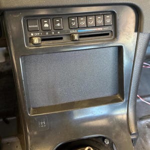 Placa ciega para eliminar la radio doble DIN del s13 240sx