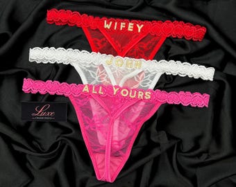 Tanga personalizado con dijes de plata y nombre, regalo de aniversario.
