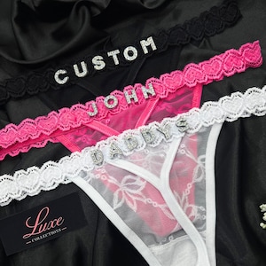 Regalo de aniversario, Tanga con nombre personalizado, Tanga con dije personalizado, Ropa interior personalizada con letras de dijes de plata