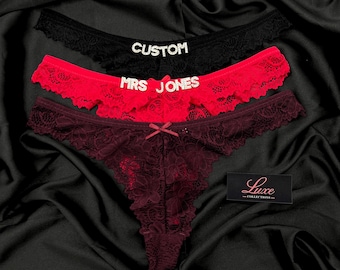 Tanga personalizado con dijes de plata y nombre, regalo de aniversario.