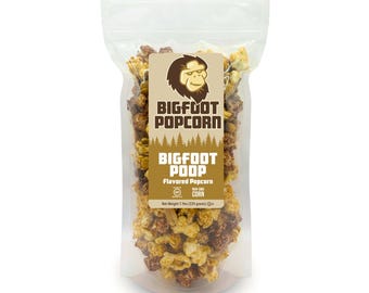 Palomitas de maíz gourmet con chocolate y caramelo de caca de Bigfoot, obsequios de chocolate, refrigerio divertido, noche de película, refrigerio crujiente premium, regalo para ella o para él