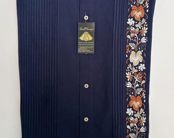 Authentic guayabera from Yucatan, made in Mexico Size XXL. Collarless