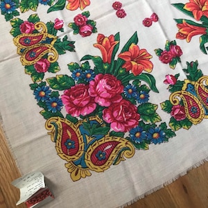 1980s Hand Woven Wool Hot Pink Rose Scarf - Boho Style Scarf - Floral Shawl - Floral Wrap
