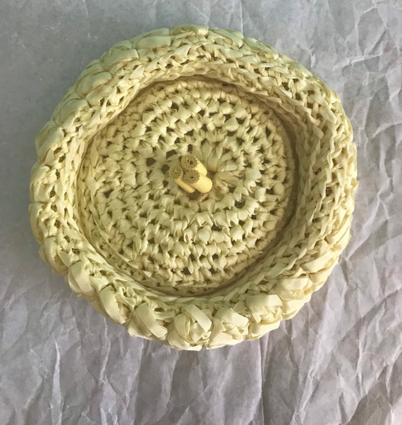 1960s Yellow Crochet Ribbon Pill Box Hat - Mrs Ma… - image 4