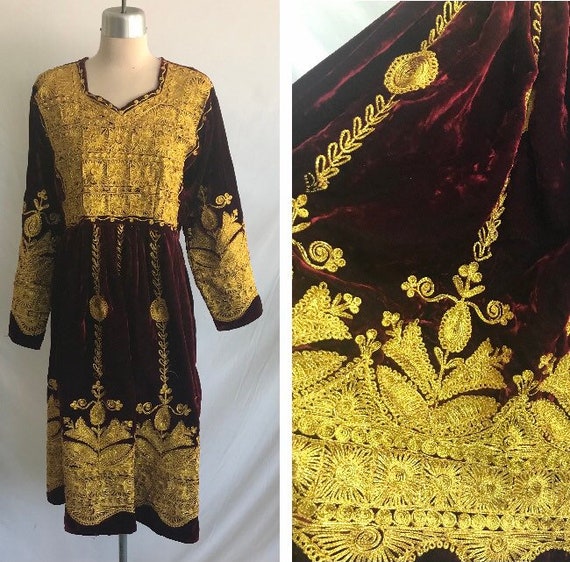1970s Ornate Embroidered Velvet Dress - Boho Velv… - image 1