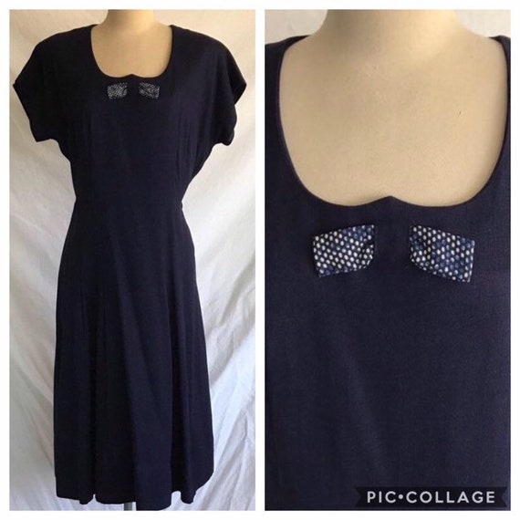 True 1940's Volup Navy Linen Day Dress with Bow an