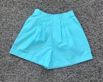 1980s SEAFOAM Green High Waisted Shorts - 80s Nostalgia - Cuffed Shorts - Pleated Shorts - Wide Leg Short - Shorts with Pockets - Goola Gong