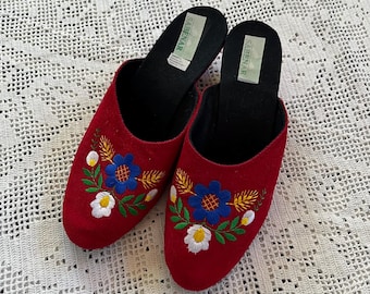 Vintage Floral Embroidered Corduroy Mules: Red Low Heel Slippers