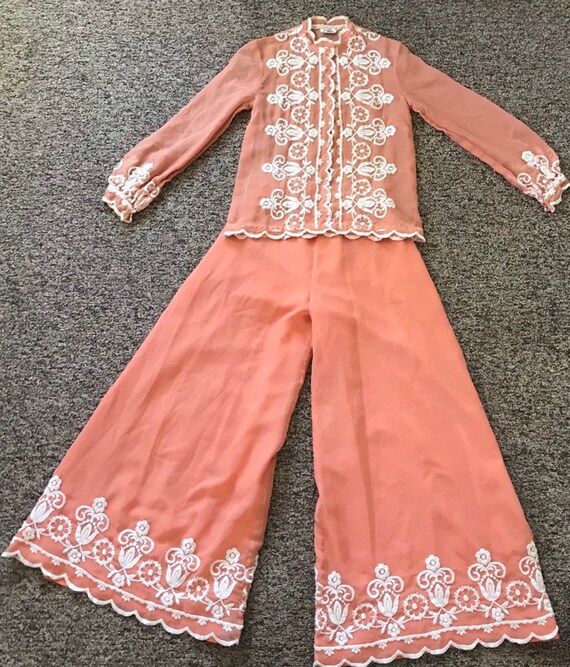 1960s 1970s Peach Cotton Voile Floral Embroidered