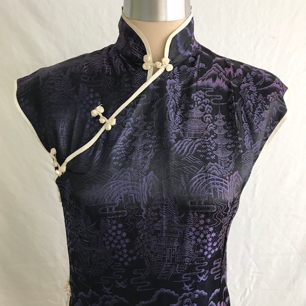 1950s Purple and Black Chinese Brocade Cheongsam Tunic Dress with Trees, Pagodas, Deer and Birds - Pin Up Style