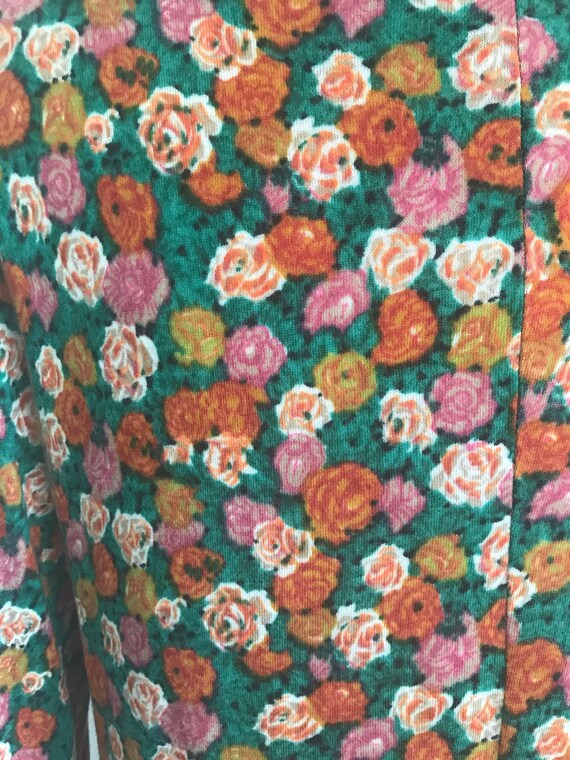 1970s Jersey Knit ROSE Print Tie Front Dress - Bo… - image 6