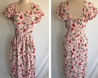 1940s REPRO Rayon Floral Square Neck Dress with Pocket - 1940s Sundress - Pin Up Dress - Size M - VLV - Pink Floral Dress