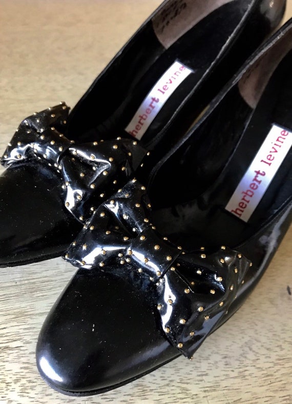 1960s Black Patent Leather BOW Pumps By Herbert L… - image 2